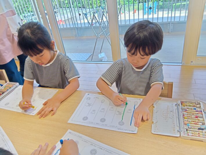 運筆遊び